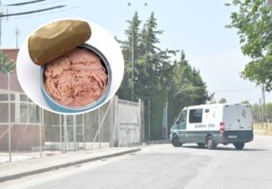 Un preso asesina a otro con una lata de atún en una cárcel murciana